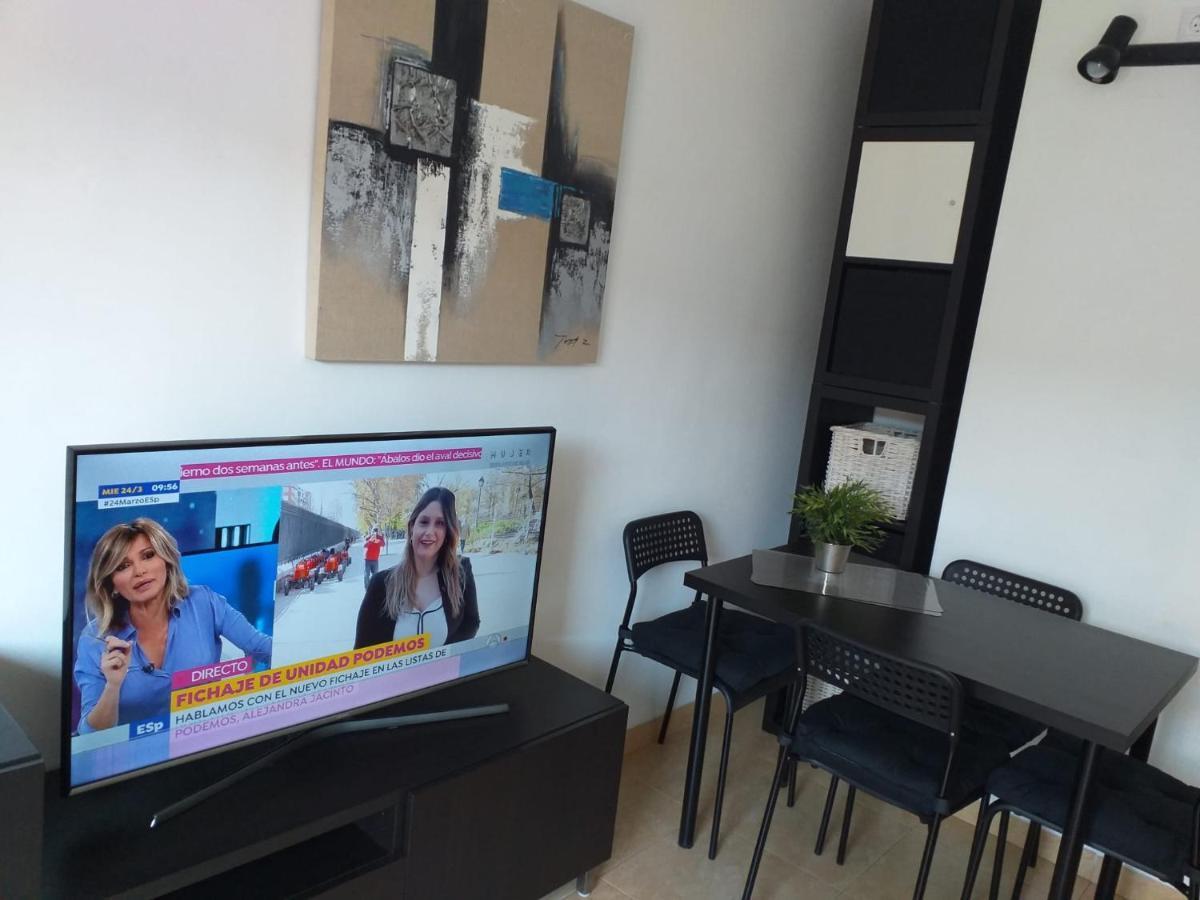CENTRICO y ACOGEDOR APARTAMENTO Gerona Exterior foto