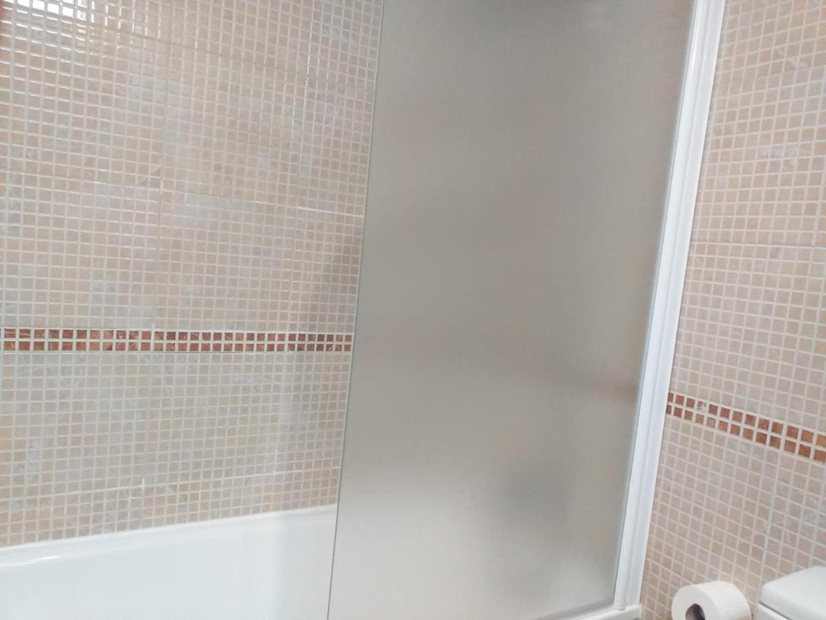 CENTRICO y ACOGEDOR APARTAMENTO Gerona Exterior foto