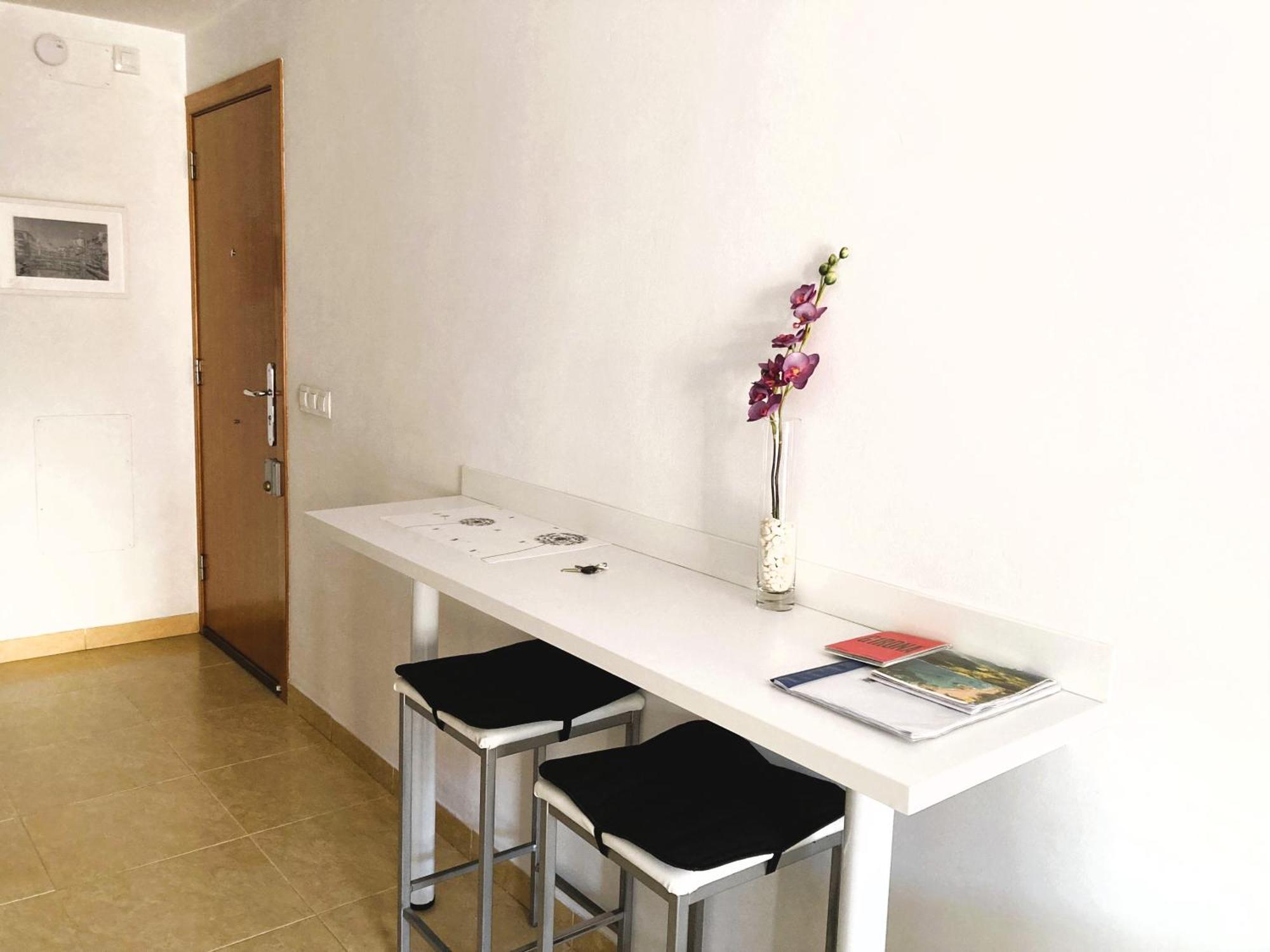 CENTRICO y ACOGEDOR APARTAMENTO Gerona Exterior foto