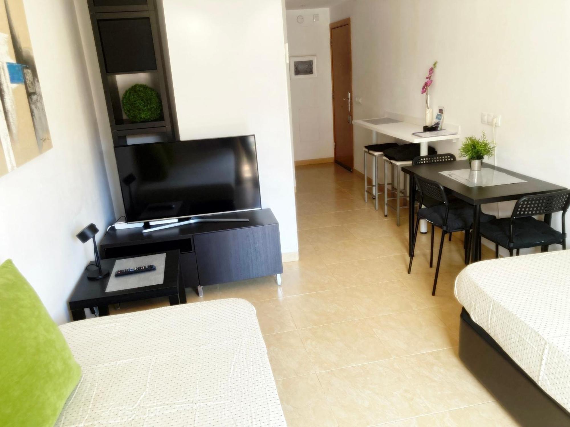 CENTRICO y ACOGEDOR APARTAMENTO Gerona Exterior foto